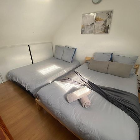 Duplex Minimaliste - 30 Min De Paris Apartman Saint-Ouen-l'Aumone Kültér fotó