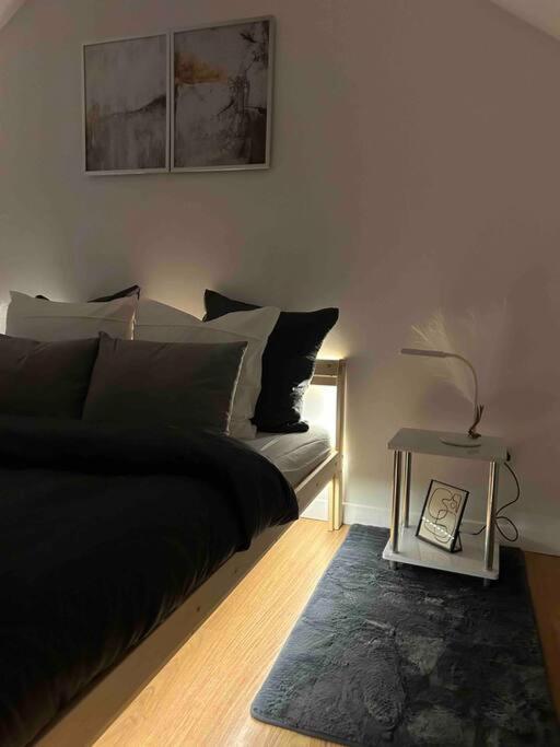 Duplex Minimaliste - 30 Min De Paris Apartman Saint-Ouen-l'Aumone Kültér fotó