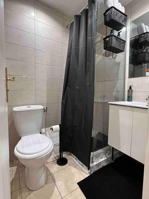 Duplex Minimaliste - 30 Min De Paris Apartman Saint-Ouen-l'Aumone Kültér fotó