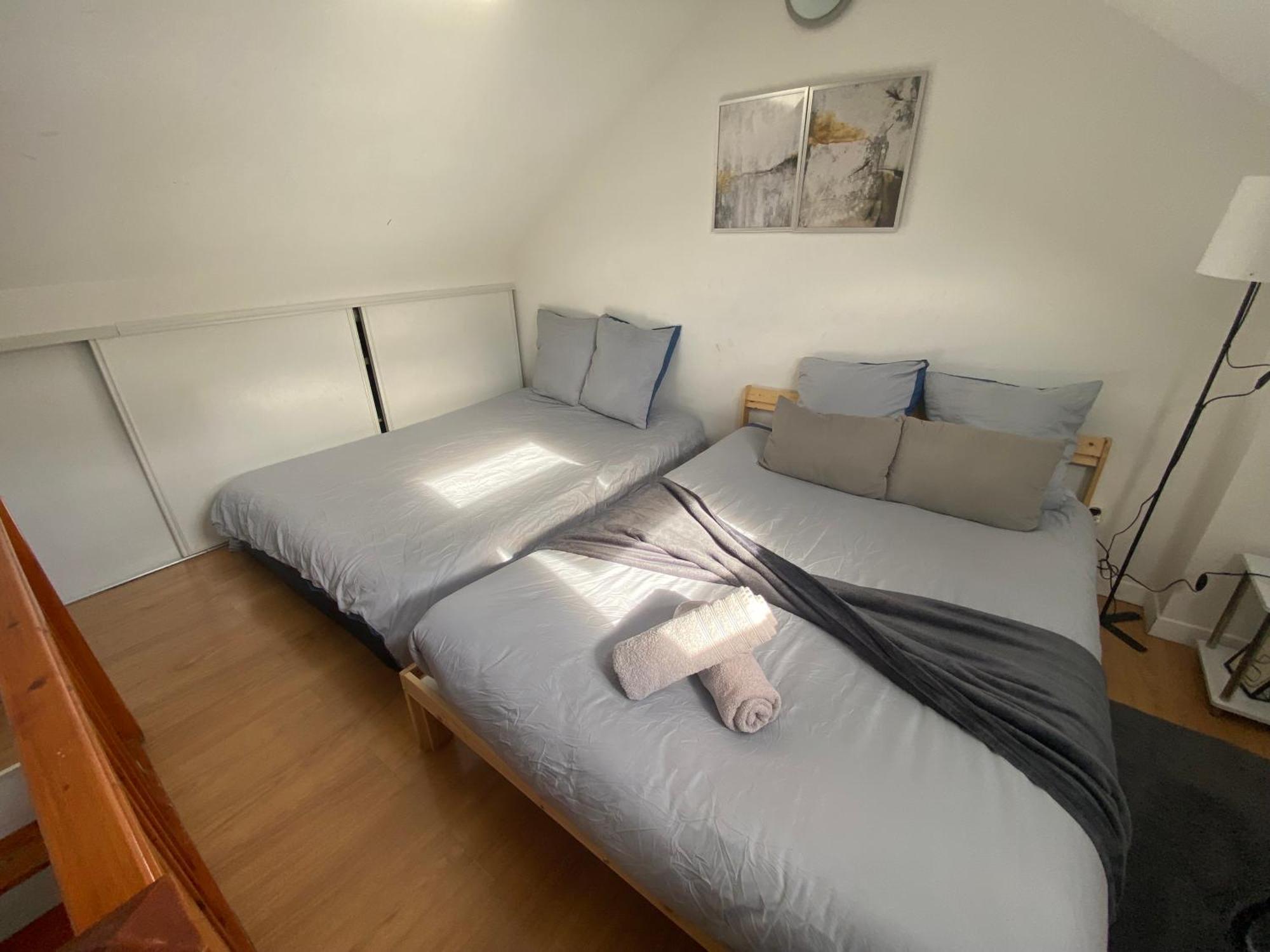 Duplex Minimaliste - 30 Min De Paris Apartman Saint-Ouen-l'Aumone Kültér fotó